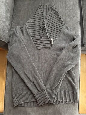 LOFT Men's Gray V-Neck Shawl Collar Sweater
